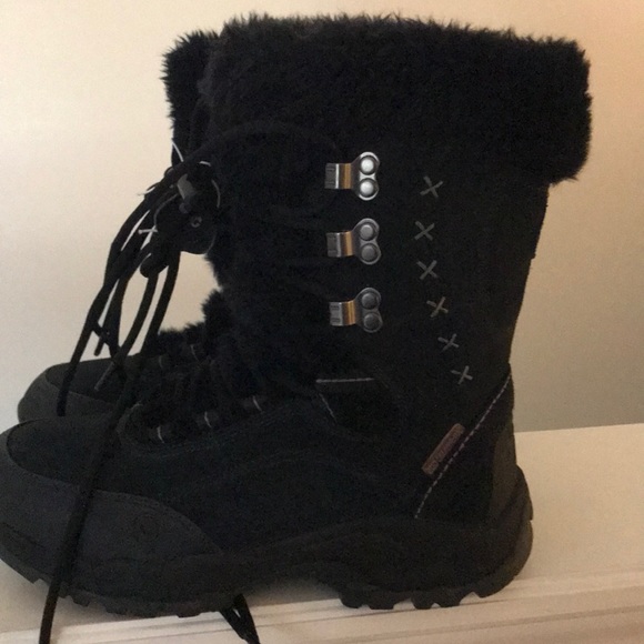 Hi Tech Shoes - NEW Hi tech boots sz 8 black suede faux fur lined